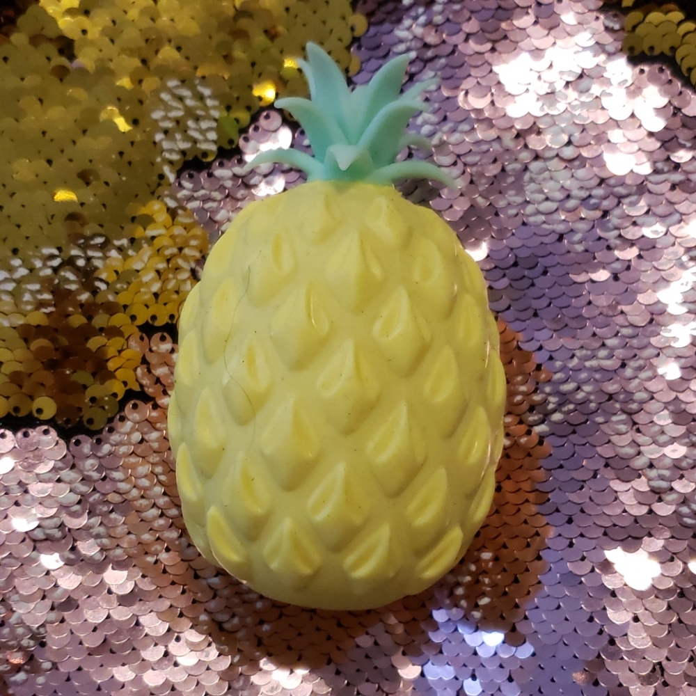 Orbeez Pineapple Squshie